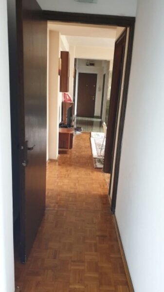 Brasov, Filarmonica Patria, inchiriez apartament 3 camere  60 mp, 600 euro