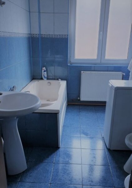 Brasov, Filarmonica Patria, inchiriez apartament 3 camere  60 mp, 600 euro