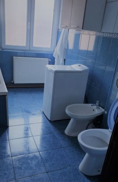 Brasov, Filarmonica Patria, inchiriez apartament 3 camere  60 mp, 600 euro